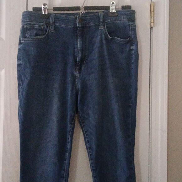 Arizona Jean Co. High Rise jeggings  Sz 17S EUC - Picture 3 of 8